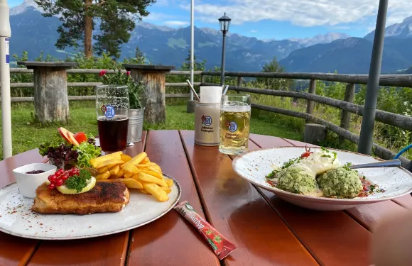 Kastensteinerwand Alm