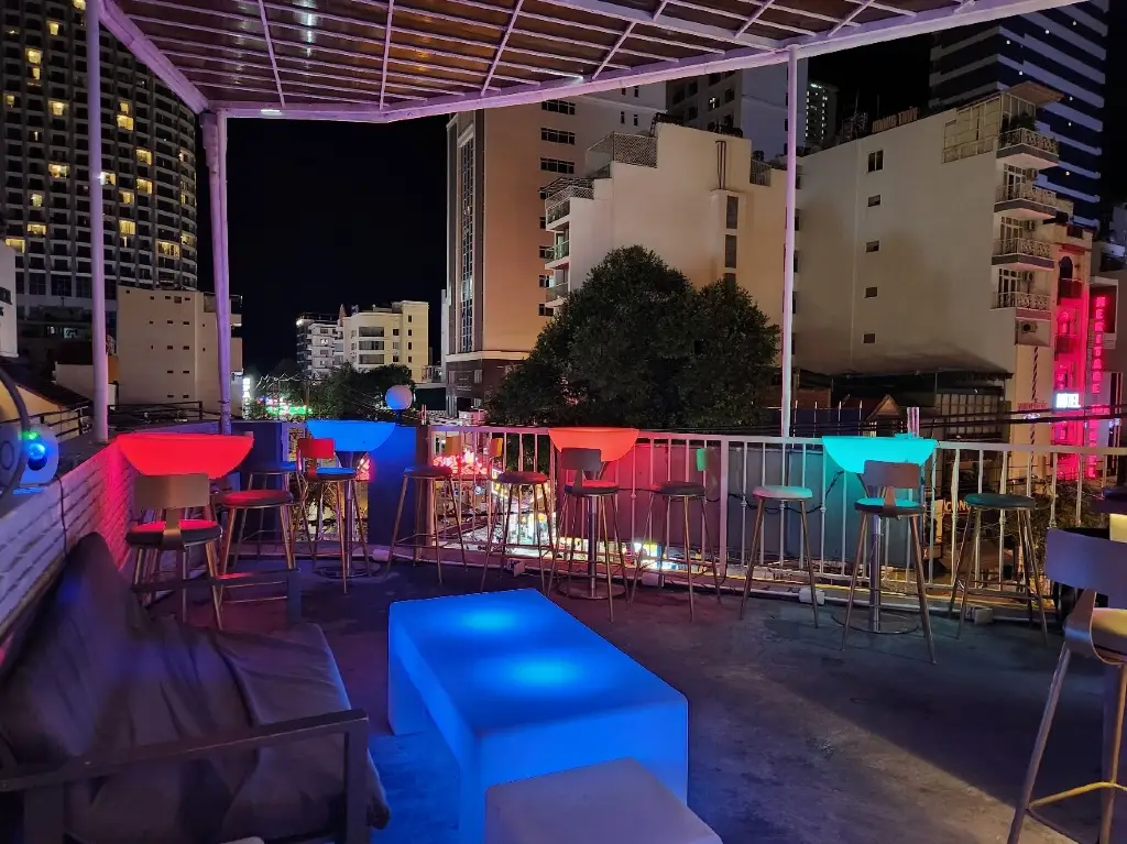 BING DOU ROOFTOP