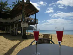Cascreole Bar & Beach Club