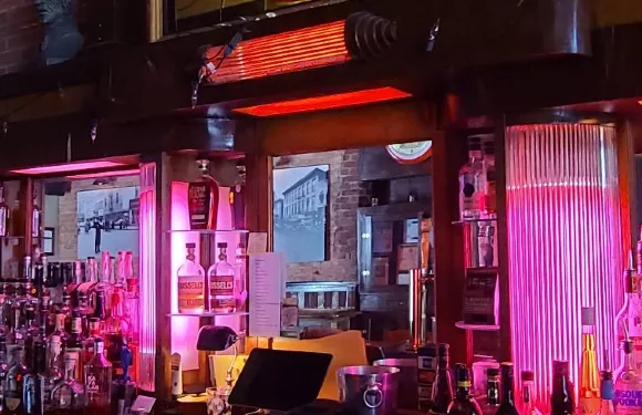 Floyds Thirst Parlor