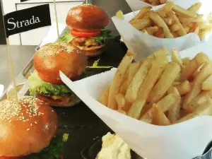 Strada