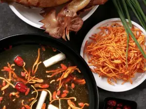 九九鲜菌火锅城