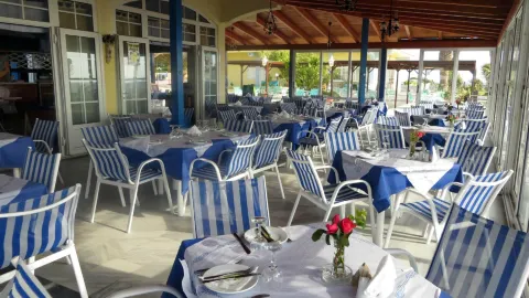 Milos in Kefallinia