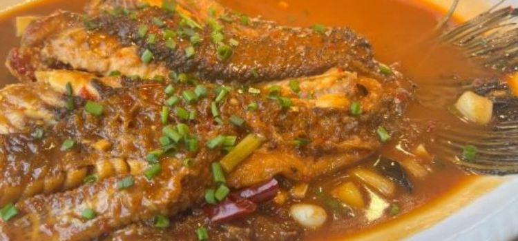 青鱼划水餐厅(东钱湖店)