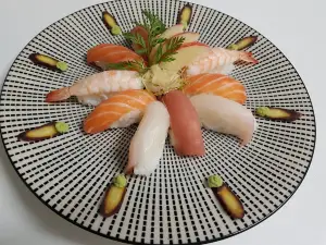Yakitori - Sushi Bar Et Cuisine Du Monde
