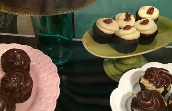 Lavender Moon Cupcakery