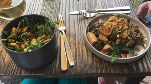 Cantine Winepub in Aptos