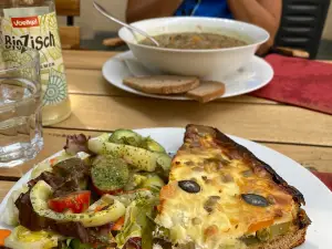 Cafe Klatschmohn