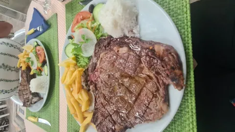 Joseph's Bar Restaurante - Casa do Zé in Albufeira