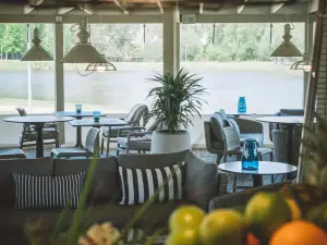 Elingas Restaurant&Bar