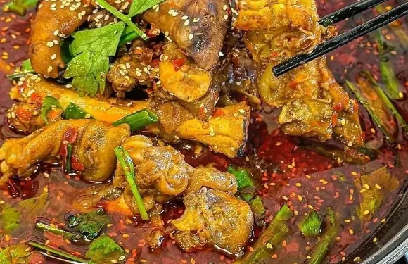 萬羴羊腳火鍋店
