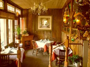 Silvio's Villa Ristorante & Martini Bar