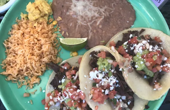 Carlos1800 Mexican Grill & Cantina