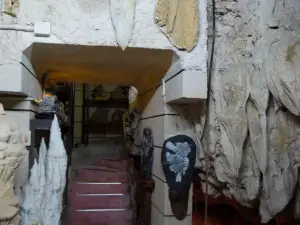 ゴールドホール