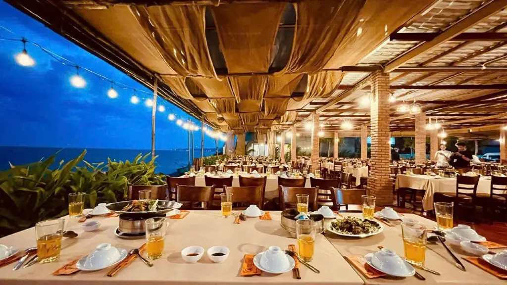 TAKA Restaurant