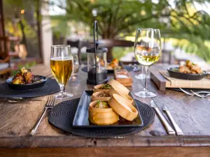Zinzi Restaurant