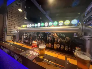 Glory Days FBI - Sports Bar and Grill