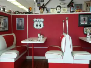 Aurelia's Diner