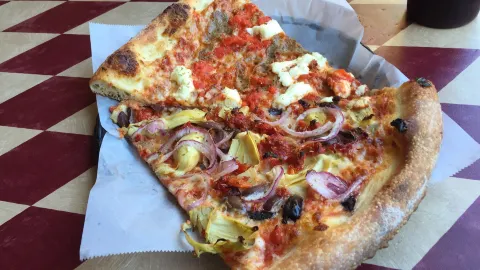 Brooklyn Bros. Pizzeria in Everett
