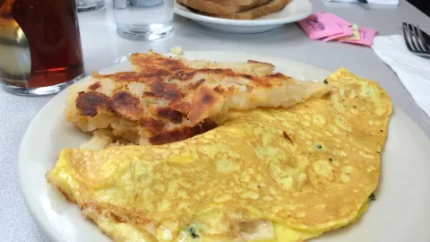 Angelo's Glassboro Diner in 글로스터 카운티