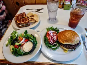 Main Street Cafe