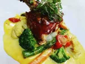 Sobo's Wine Beerstro
