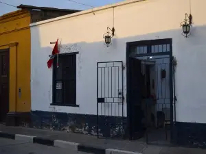 La Cucarda