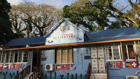 Mad House BBQ & Grill Restaurant in Suva