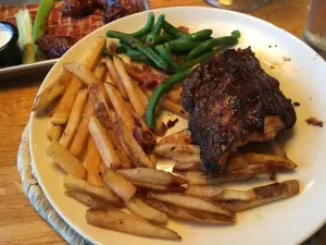 Applebee's Grill + Bar