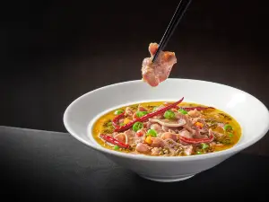 Kaibinsijiheyuetangzhong Restaurant (heyuetangzhongcanting)