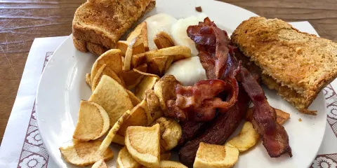 Kay's Kozy Korner Restaurant & Pizza