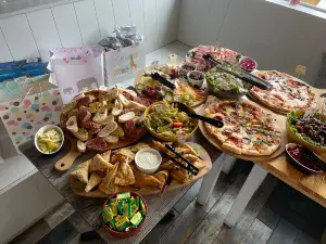 The Yorkshire Deli & Pizza Bar