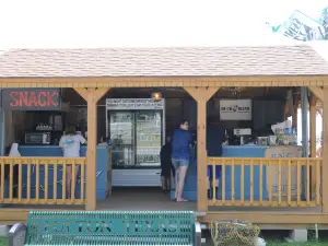 Duck Blind Coffee & Refreshments