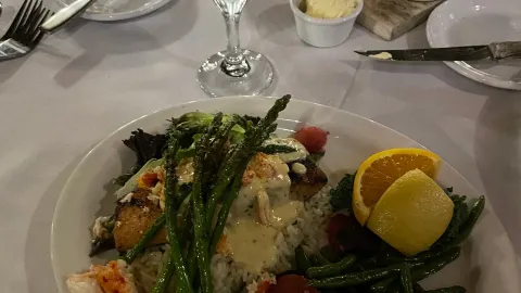 Snake River Saloon and Steakhouse in 서밋 카운티
