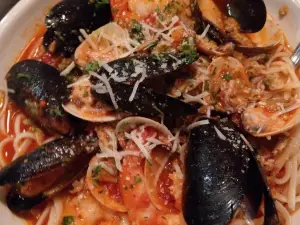 Gino's Italian Restaurant and Pizza