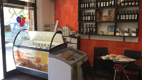 Bar de Piazzanova in อัสซีซี