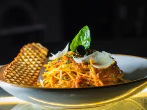 Road House Bar & Grill