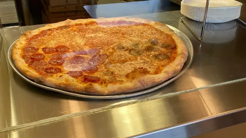 Brooklyn Pizza in Delaware County