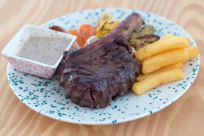 Crimson Bar & Grill, Cairo, Egypt.