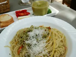 Niji Cafe