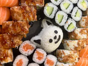 Fuji Asia Fusion Kuche und Sushi Bar