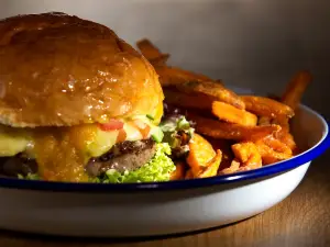 BAROS Burger
