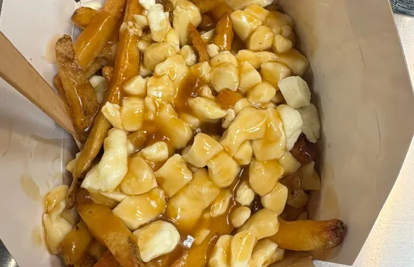 Smoke's Poutinerie Albert