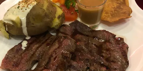 BIGBEN Steaks & Grills