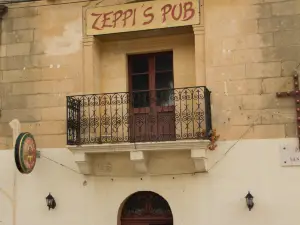 Zeppi's Pub