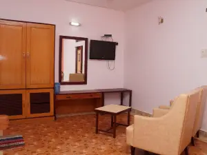 Hotel Raaj Bhaavan
