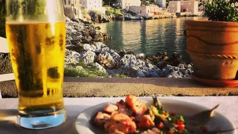 Kourmas Limeni in Itilo