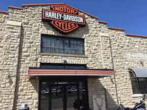 Henry's BBQ Grill