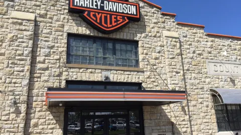 Henry's BBQ Grill in Topeka