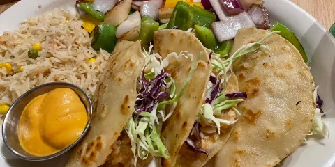 Las Guitarras Cocina Mexicana
